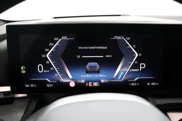BMW i5 (2026) thumbnail 5
