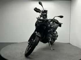 BMW F (2025) thumbnail 2