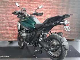 BMW R (2026) thumbnail 3