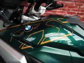 BMW R (2026) thumbnail 6