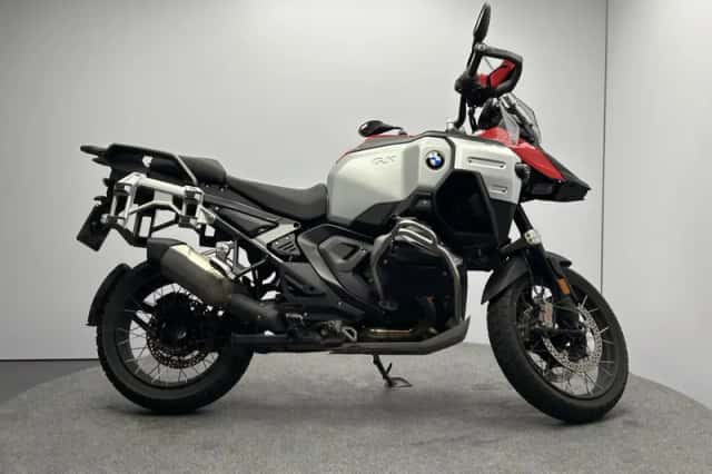 BMW R (2025) thumbnail 3