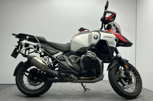 BMW R (2025) thumbnail 5
