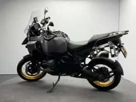 BMW R (2025) thumbnail 5