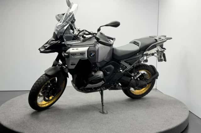 BMW R (2025) thumbnail 6