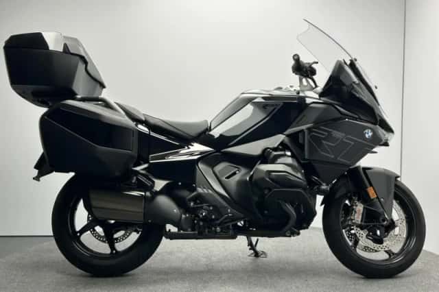BMW R (2026) thumbnail 3