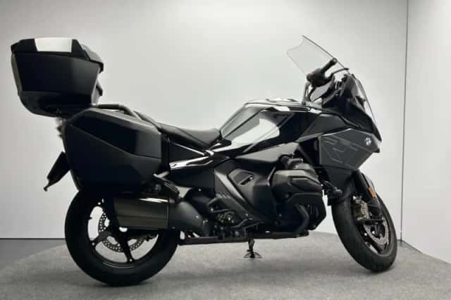 BMW R (2026) thumbnail 5