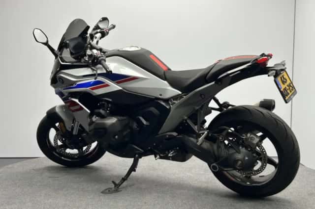 BMW R (2025) thumbnail 5