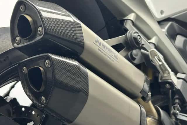 BMW R (2025) thumbnail 6
