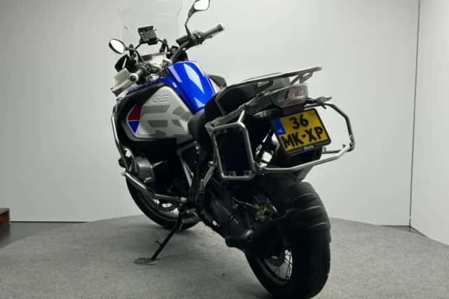 BMW R (2019) thumbnail 5