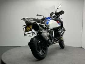 BMW R (2020) thumbnail 4
