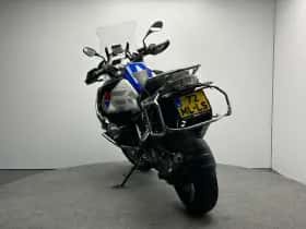 BMW R (2020) thumbnail 5