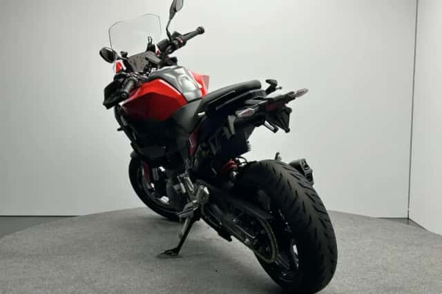 BMW F (2026) thumbnail 5