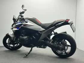 BMW R (2026) thumbnail 6