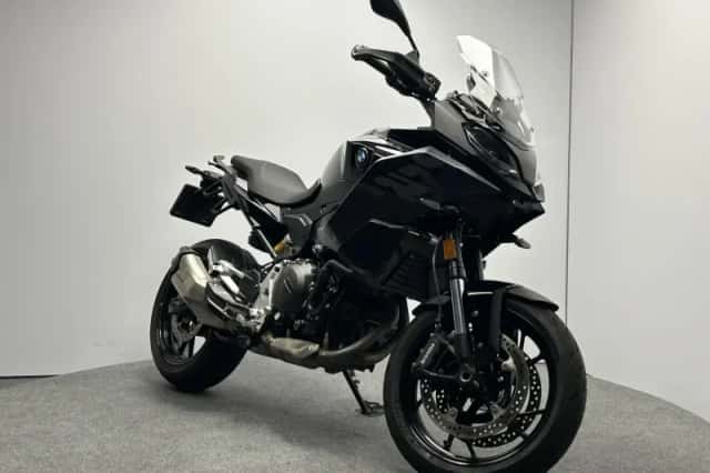 BMW F (2024) thumbnail 4