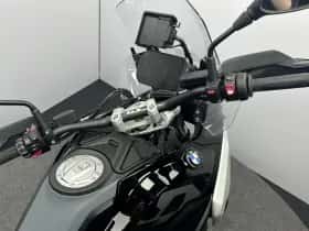 BMW R (2026) thumbnail 10