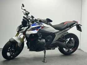 BMW R (2026) thumbnail 7