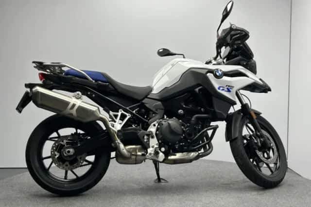 BMW F (2025) thumbnail 4