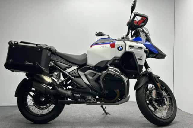 BMW R (2025) thumbnail 4