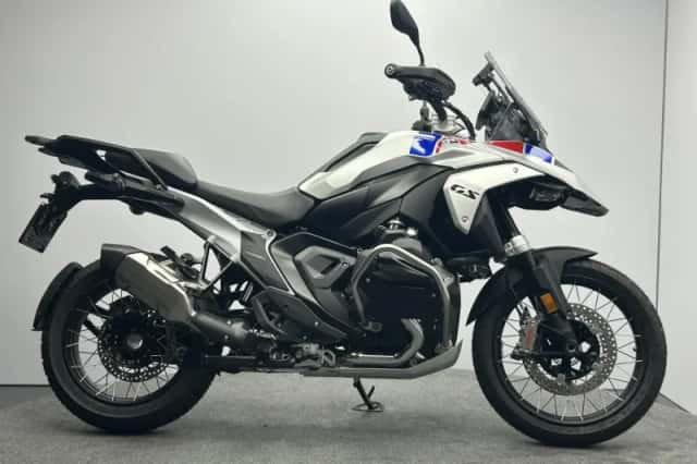 BMW R (2026) thumbnail 2