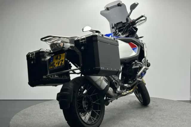 BMW R (2020) thumbnail 5