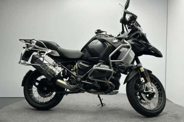 BMW R (2023) thumbnail 2
