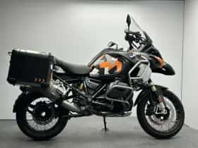 BMW R (2023) thumbnail 4