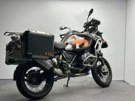 BMW R (2023) thumbnail 5