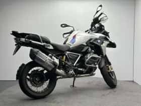 BMW R (2023) thumbnail 9