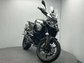 BMW R (2026) thumbnail 9