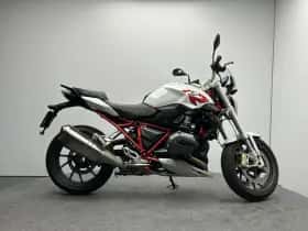 BMW R (2015) thumbnail 2