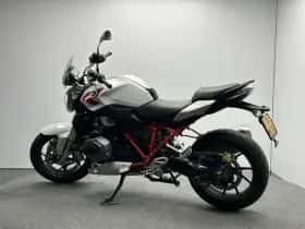 BMW R (2015) thumbnail 6