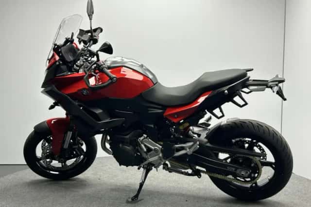 BMW F (2026) thumbnail 6