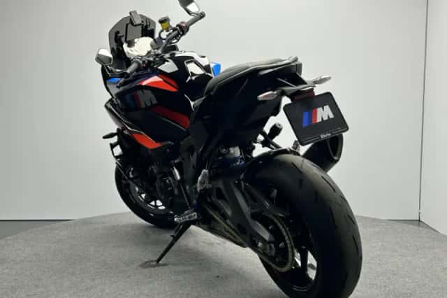 BMW M (2026) thumbnail 4