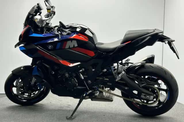 BMW M (2026) thumbnail 5