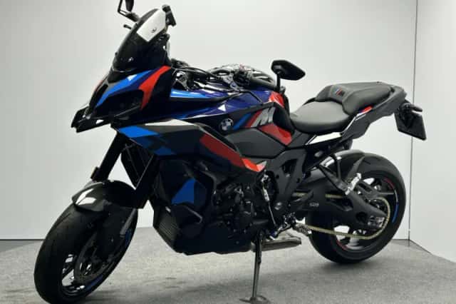 BMW M (2026) thumbnail 6