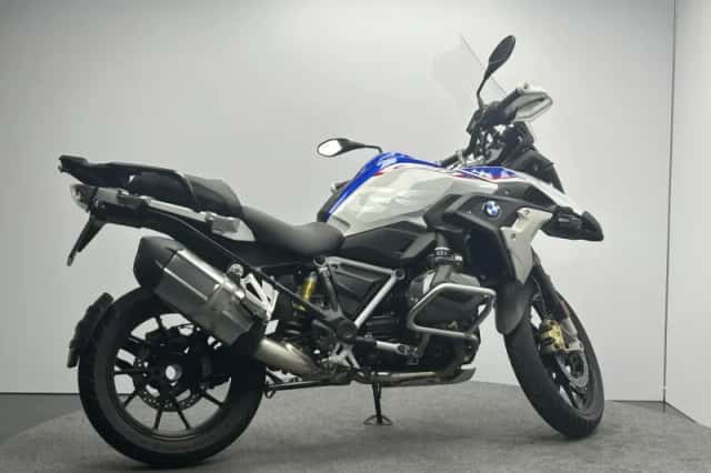 BMW R (2019) thumbnail 2