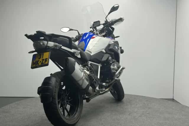 BMW R (2019) thumbnail 3