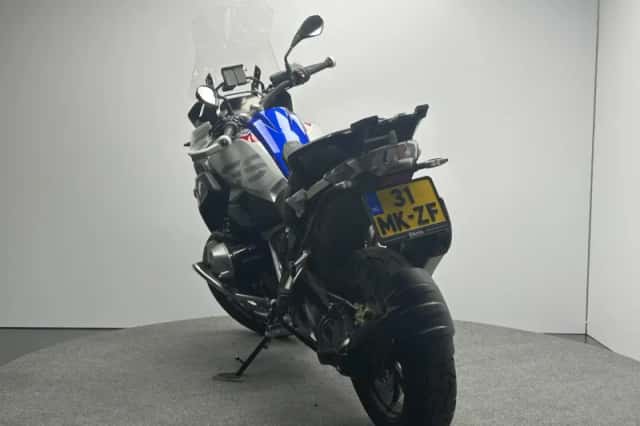 BMW R (2019) thumbnail 4