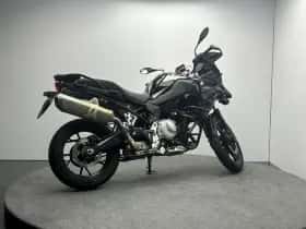 BMW F (2023) thumbnail 3