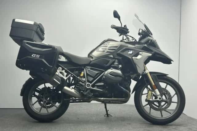 BMW R (2017) thumbnail 2