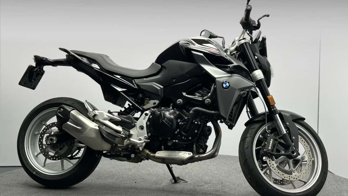 BMW F (2020) — foto 1