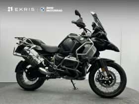 BMW R (2023)