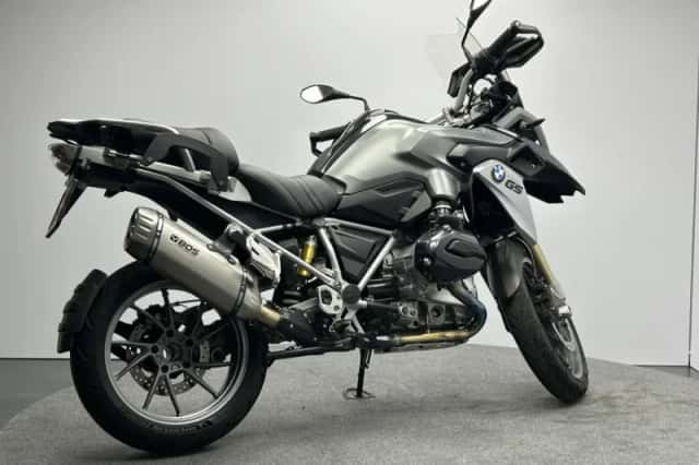 BMW R (2013) thumbnail 3