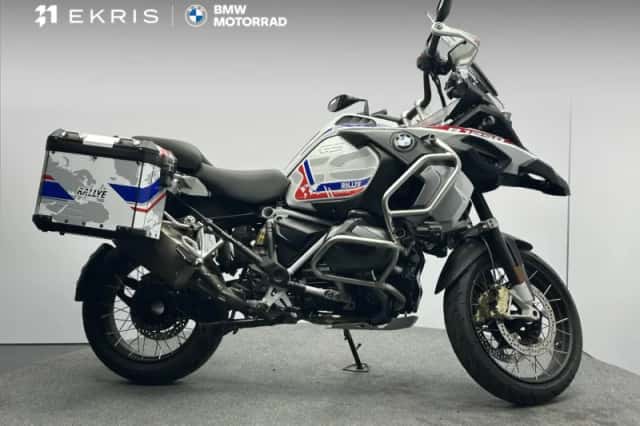 BMW R (2022) thumbnail 1