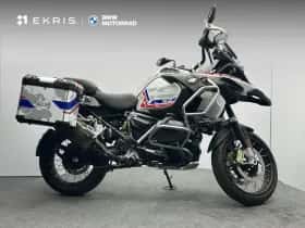 BMW R (2022)