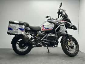 BMW R (2022) thumbnail 2