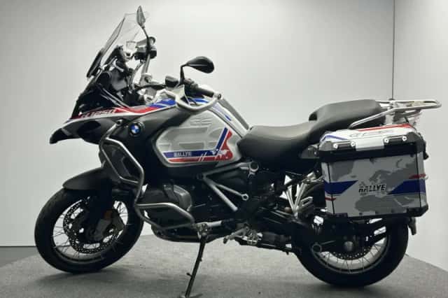BMW R (2022) thumbnail 6