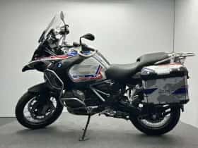 BMW R (2022) thumbnail 6