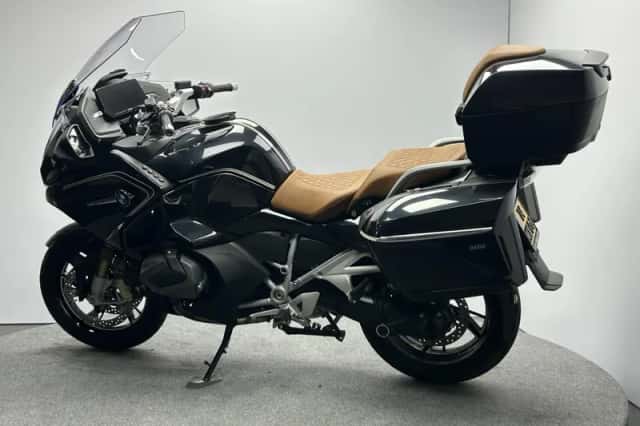 BMW R (2025) thumbnail 6