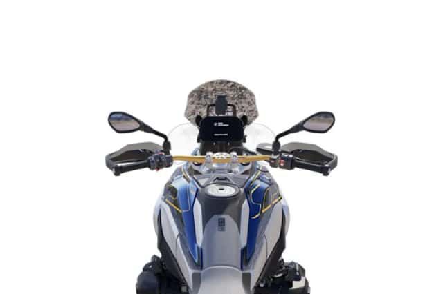 BMW R (2026) thumbnail 2